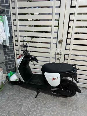 Xe máy điện Z-Go trắng Mới 100%