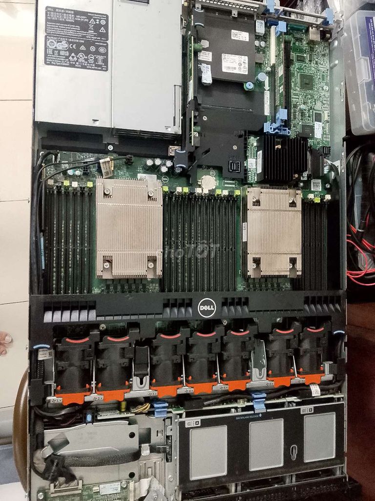 server Dell R630 máy chủ Xeon V4 DDR4. Mua bán Máy tính để bàn tại Quận 4 Tp Hồ Chí Minh được đăng bởi phule hình 1
