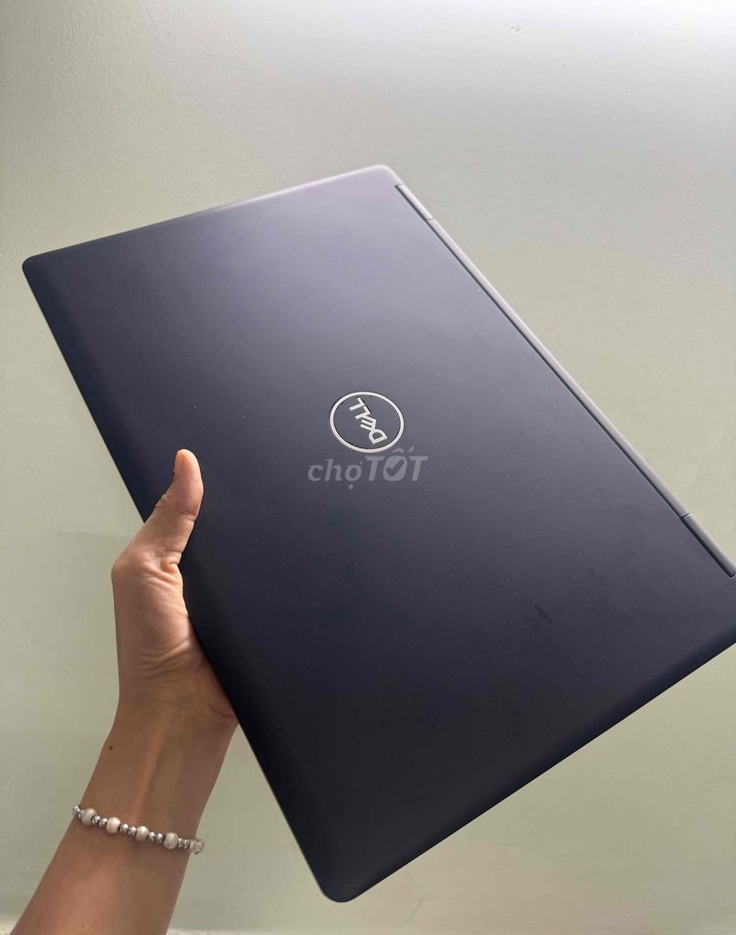Dell Latitude 5590 i5 7th 15.6 inch 8GB/256GB SSD. Mua bán Laptop tại Quận Tân Bình Tp Hồ Chí Minh được đăng bởi laptop cũ thanh lý  hình 1