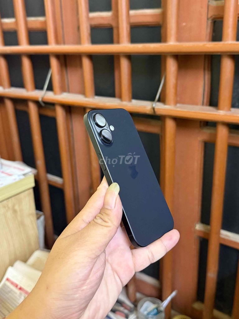 Apple iPhone 12 128GB Đen. Mua bán Điện thoại tại Quận Hai Bà Trưng Hà Nội được đăng bởi Huy Huấn hình 1