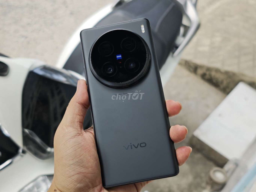 Vivo X100 Ultra Đen 16GB/512GB. Mua bán Điện thoại tại Quận Ninh Kiều Cần Thơ được đăng bởi Lê Khang hình 1