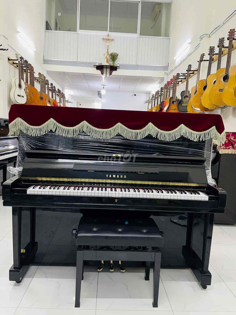 piano cơ uprigh Yamaha u3 nhật có giấy tờ xuất xứ