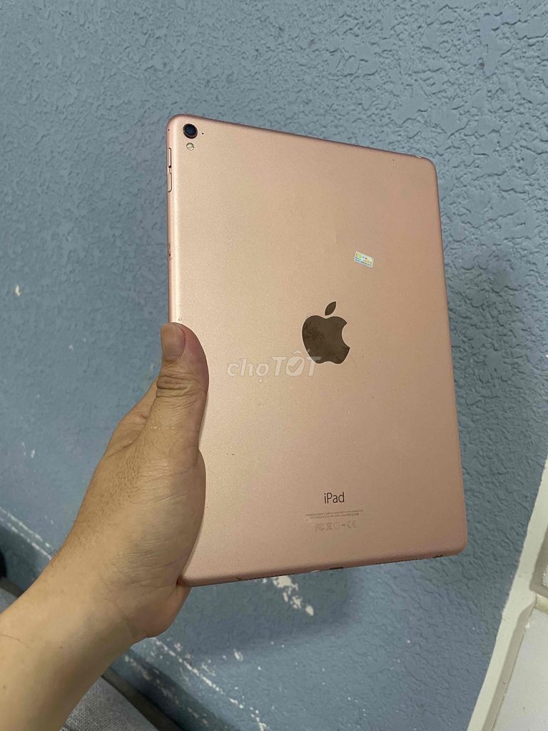 Xác iPad Pro 9.7 inch 4 loa còn vân tay ko lên