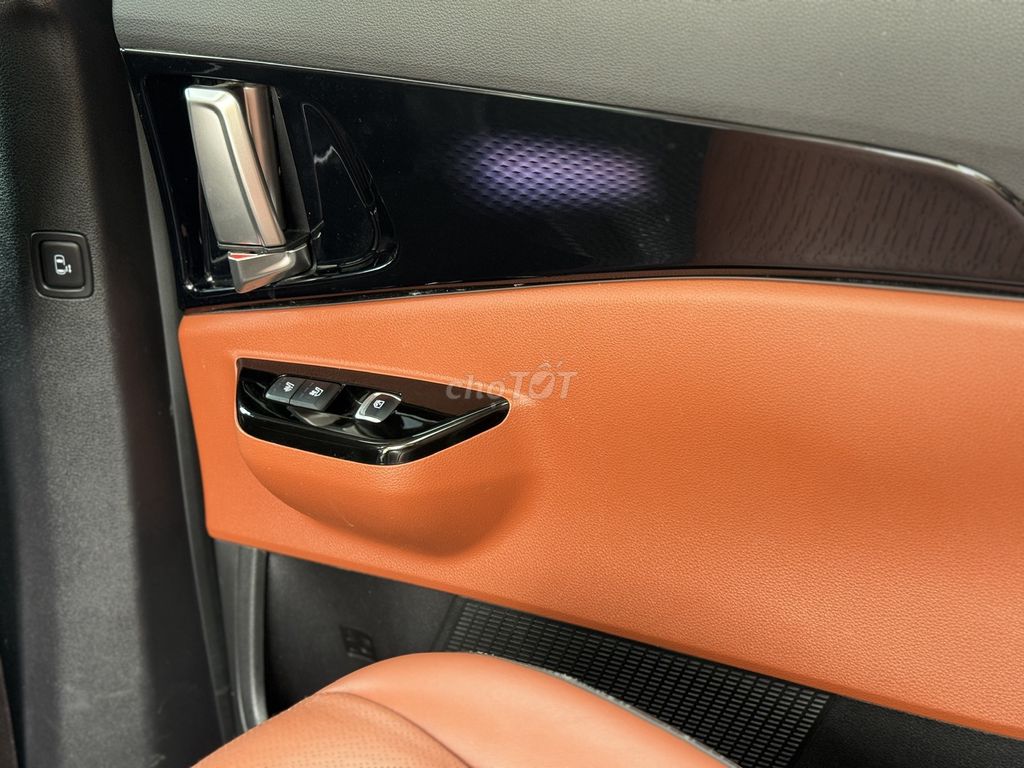 Kia Carnival Signature 2.2D 2022 model 2023. Mua bán Ô tô tại Quận Thanh Xuân Hà Nội được đăng bởi Nguyễn Tuấn Hoàng hình 12