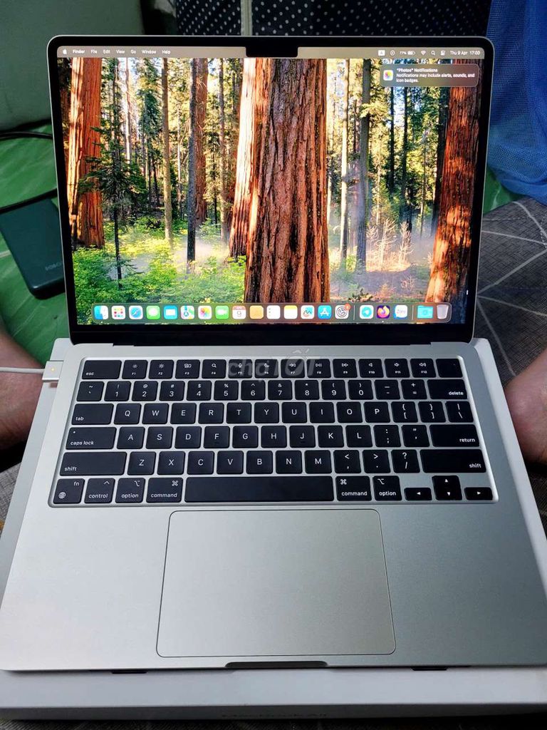 MacBook Air M2. Mua bán Laptop tại Quận Gò Vấp Tp Hồ Chí Minh được đăng bởi Gia Kiệt hình 1