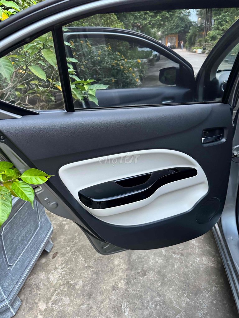 Mitsubishi Attrage 2016 - số tự động rộng rãi. Mua bán Ô tô tại Quận Nam Từ Liêm Hà Nội được đăng bởi phạm phương nga hình 11