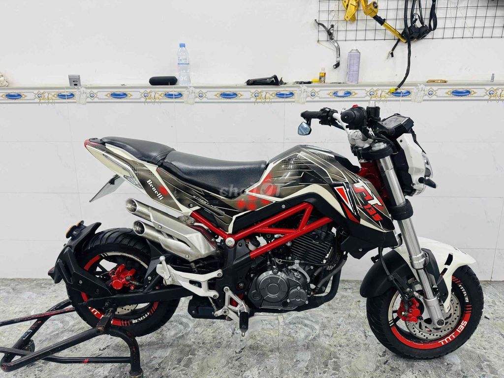 Benelli TNT125 Trắng Đỏ Đen. Mua bán Xe máy tại Thành phố Thủ Đức Tp Hồ Chí Minh được đăng bởi vanbinh hình 1