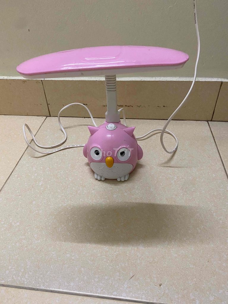 Đèn học Cú mèo Hồng Nhựa. Mua bán Đèn tại Thị xã Từ Sơn Bắc Ninh được đăng bởi Noi buon dem vang hình 1