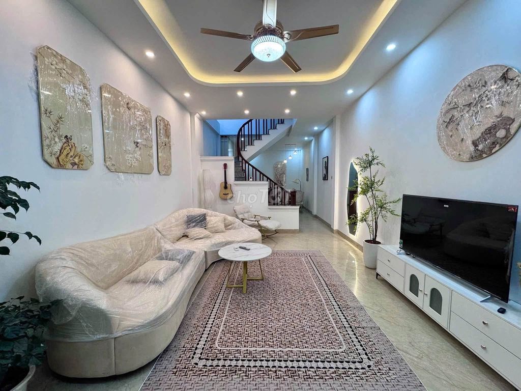 Продается дом Van Dien, 60 м², полностью меблированный новый