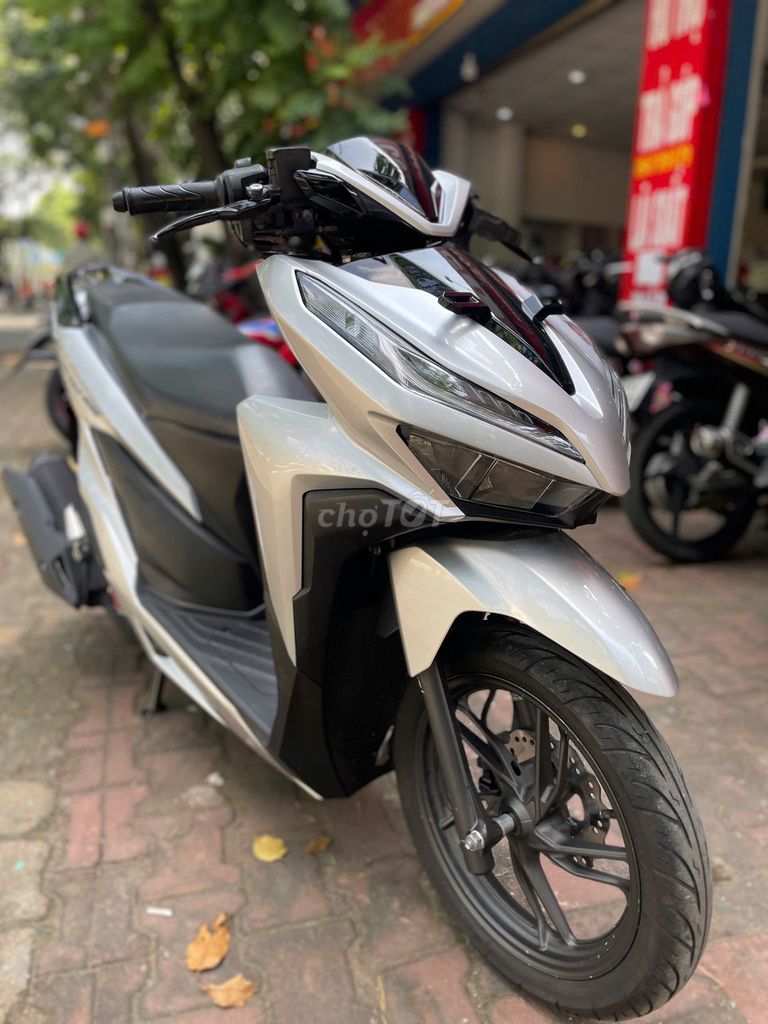 Honda Vario 150 2021 Bạc Smartkey. Mua bán Xe máy tại Thành phố Biên Hòa Đồng Nai được đăng bởi Phương nguyễn  hình 2