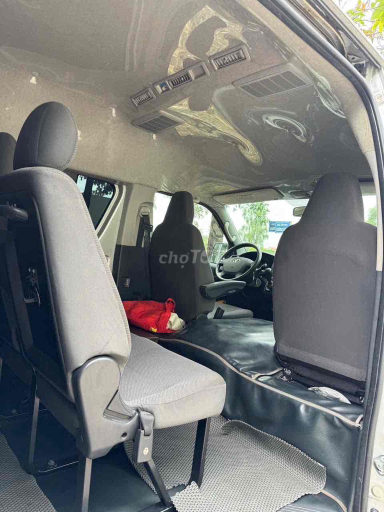 Toyota Hiace 2*** km. Mua bán Ô tô tại Quận Gò Vấp Tp Hồ Chí Minh được đăng bởi phú tài hình 16