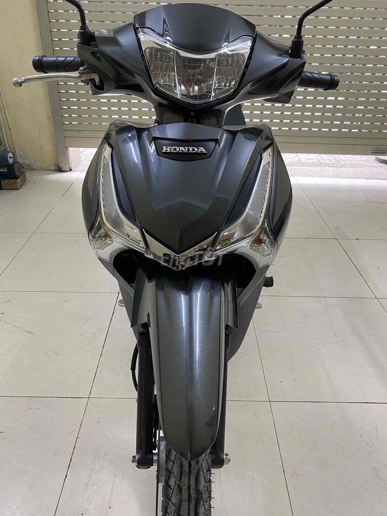 lên đời xe tay ga.cần bán anh em nao hữu duyên. Mua bán Xe máy tại Quận Tân Bình Tp Hồ Chí Minh được đăng bởi Di Tim Hanh Phuc hình 3