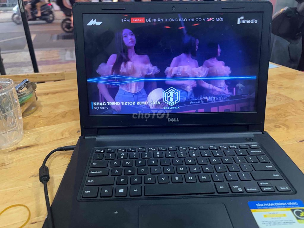 Dell Inspiron 3476 i5-8250U 4GB/128GB Radeon 520. Mua bán Laptop tại Thành phố Thủ Đức Tp Hồ Chí Minh được đăng bởi Cầm đồ gia minh lãi suất 2 phần trăm hình 1