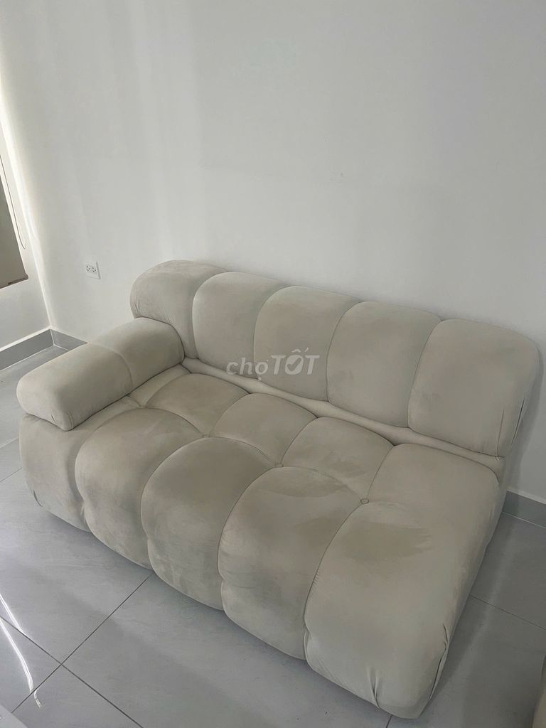 Sofa Xám khói 2m8x90cm Đã sử dụng. Mua bán Bàn ghế tại Huyện Nhà Bè Tp Hồ Chí Minh được đăng bởi Le Tu hình 1