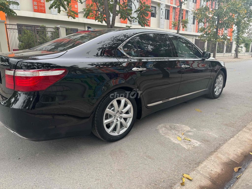 Lexus LS460L 2008 Bản dài L Đen. Mua bán Ô tô tại Quận Long Biên Hà Nội được đăng bởi Long hình 5