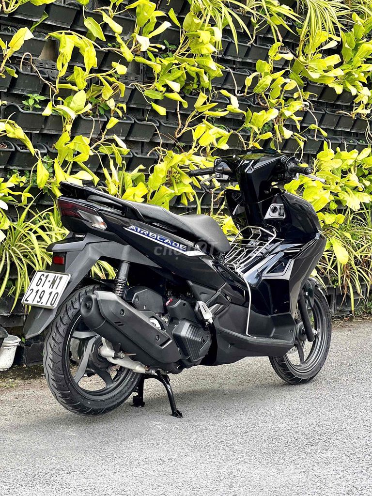 AB 125 4val 2022 máy móc nguyên zin - chính chủ. Mua bán Xe máy tại Quận 12 Tp Hồ Chí Minh được đăng bởi CHXM Phương Nam Chuyên Bán Xe Trả Góp Bao Nợ Xấu hình 10