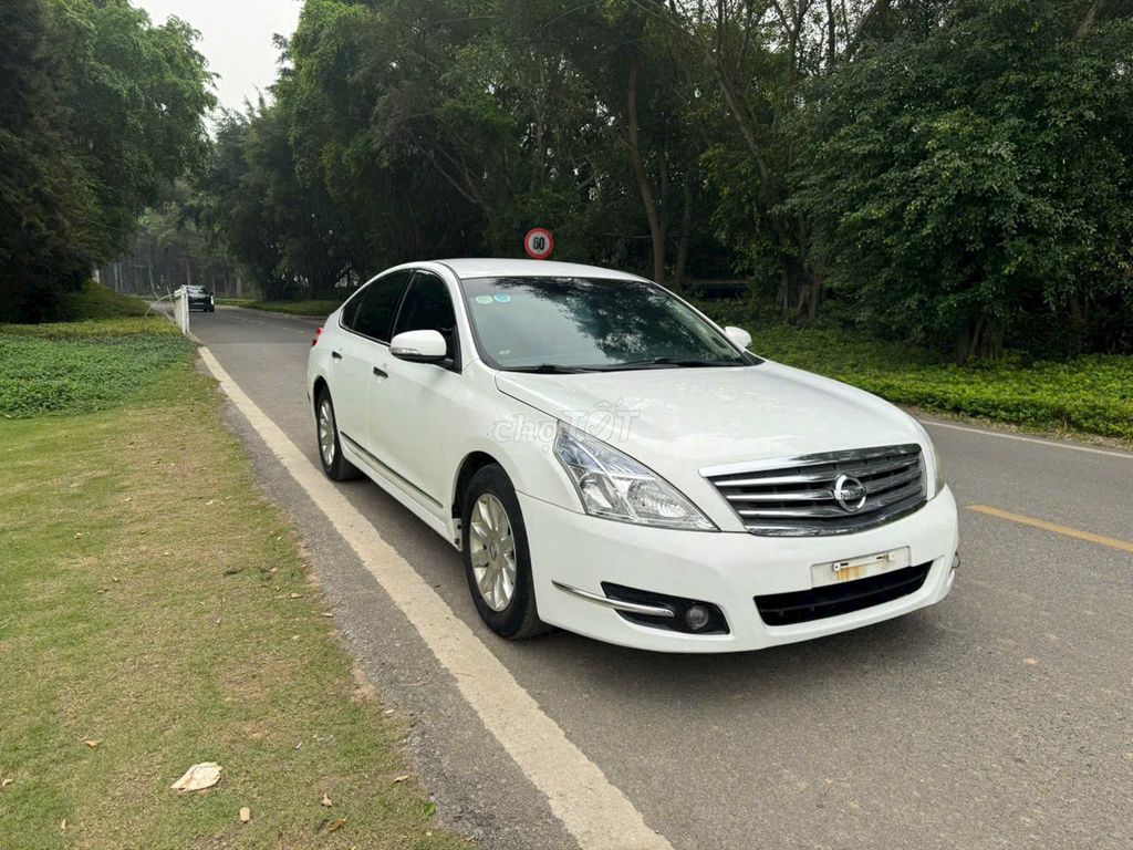 Nissan Teana 2010 Trắng. Mua bán Ô tô tại Huyện Đông Anh Hà Nội được đăng bởi An hình 2