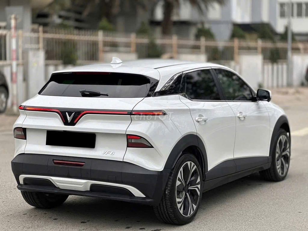VF6 HỖ TRỢ VAY ĐẾN 90% _TRẢ TRƯỚC CHỈ TỪ 67TR. Mua bán Ô tô tại Quận Bình Tân Tp Hồ Chí Minh được đăng bởi  Vân  VinFast Sài Gòn hình 7