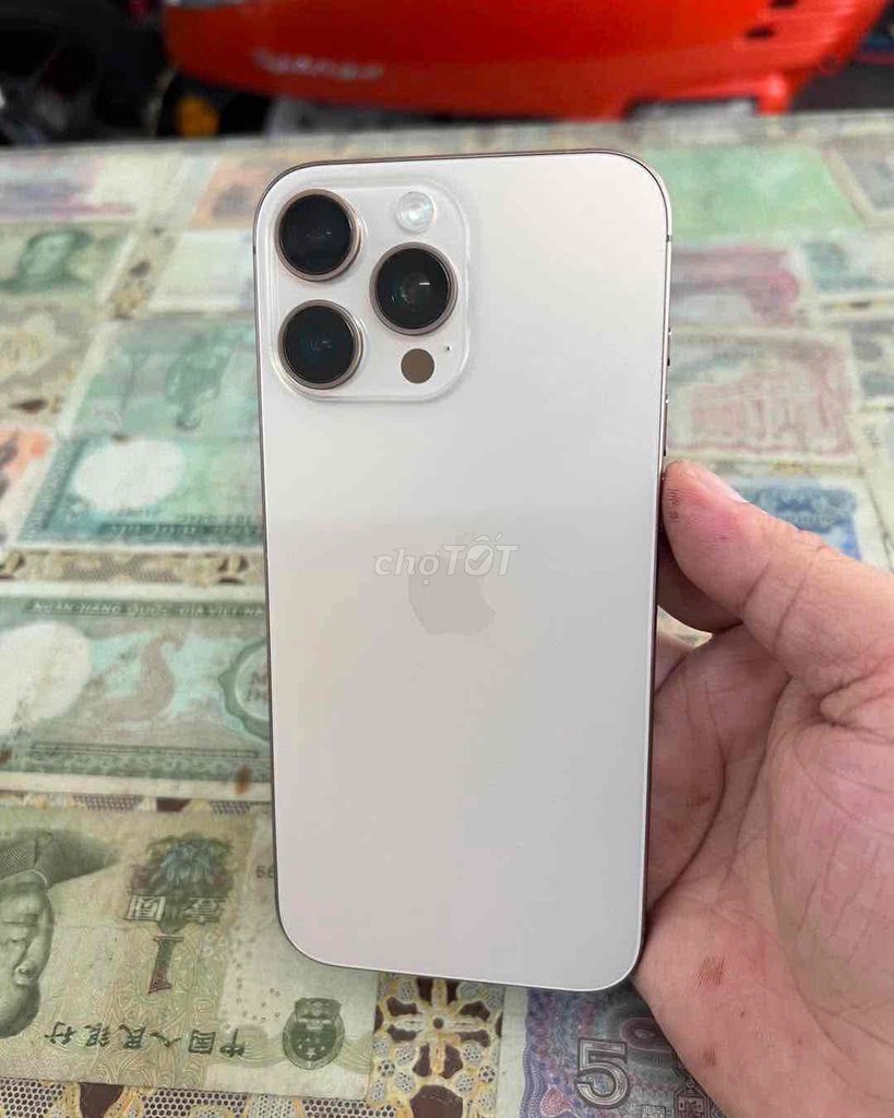 Apple iPhone 16 Pro Max 256GB Vàng. Mua bán Điện thoại tại Thành phố Rạch Giá Kiên Giang được đăng bởi Cầm Đồ Triệu Niềm hình 1