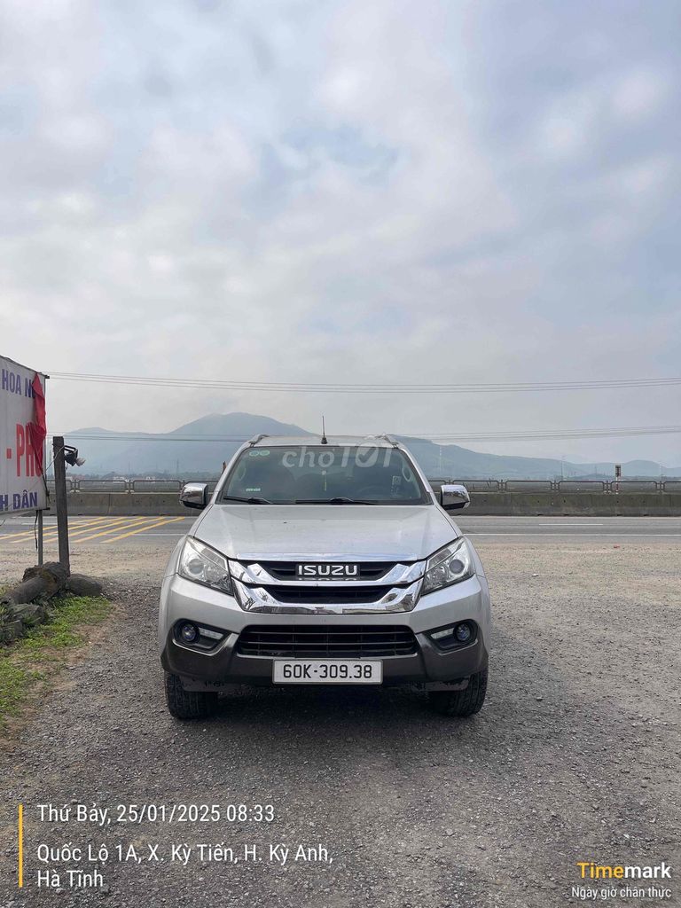 Isuzu Mu X 2017 2.5 4X2 MT - Xe gia đình đi kỹ. Mua bán Ô tô tại Thành phố Thủ Đức Tp Hồ Chí Minh được đăng bởi Nguyen Truong hình 8