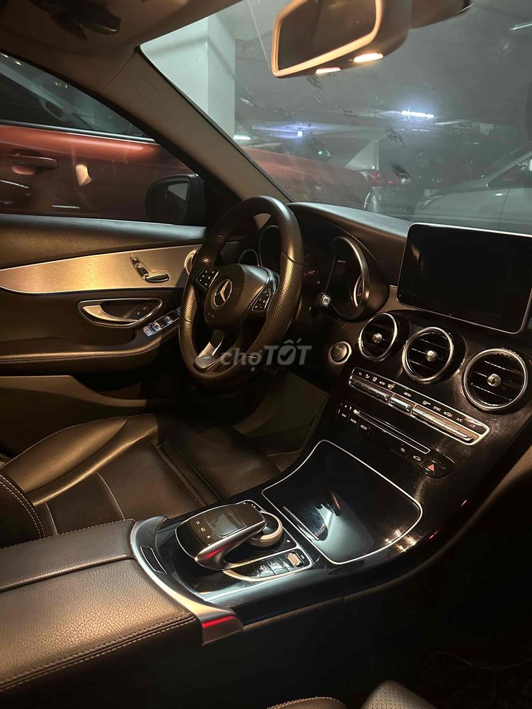 Mercedes Benz C200 2016 - 75000 km. Mua bán Ô tô tại Huyện Nhà Bè Tp Hồ Chí Minh được đăng bởi Trang Võ hình 4