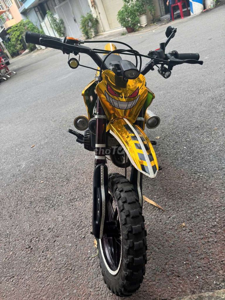 Tại quận 4. Mua bán Xe máy tại Quận 4 Tp Hồ Chí Minh được đăng bởi Nguyen Trung hình 3