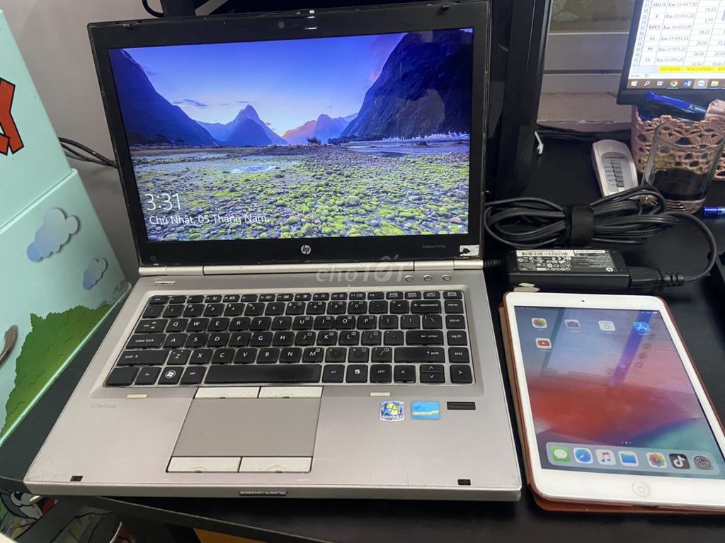 Cần thanh lý laptop và  ipad