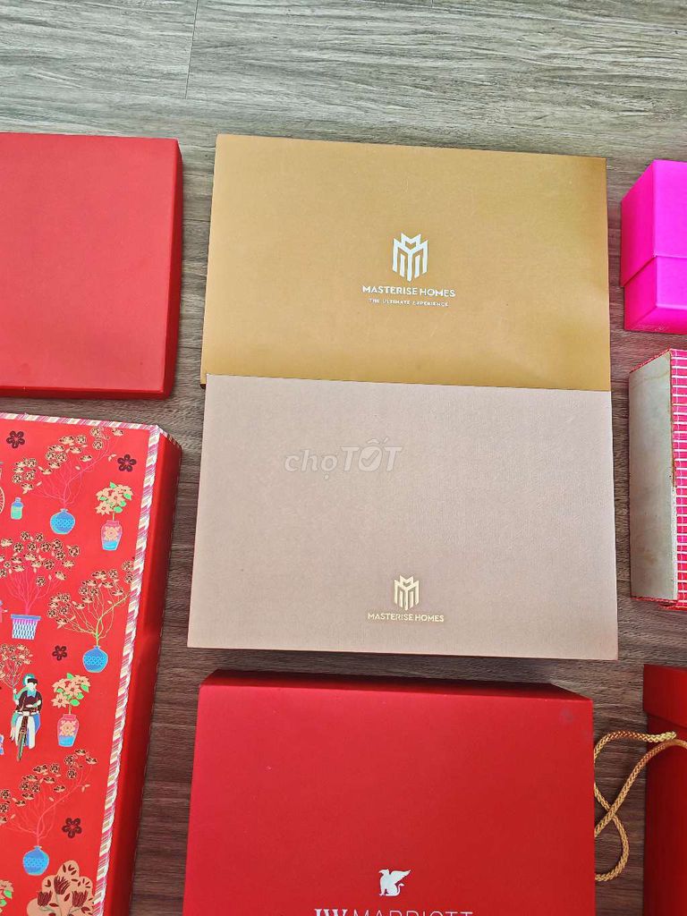 Hộp quà Masteri Homes. Mua bán Nội thất, đồ gia dụng khác tại Quận Nam Từ Liêm Hà Nội được đăng bởi Phantom Huy hình 1
