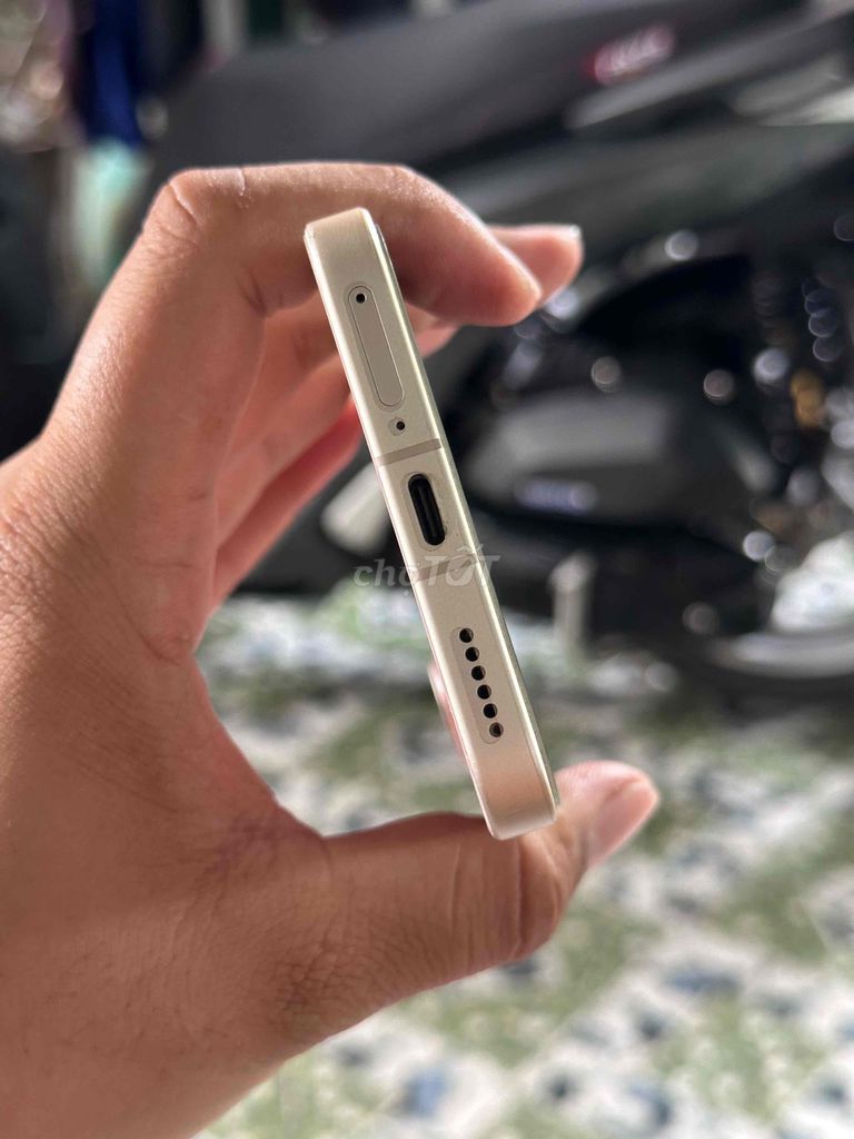 Cần bán em  redmi turbo 4 pro. Mua bán Điện thoại tại Huyện Cần Giuộc Long An được đăng bởi Xuân Tiền vlog hình 1