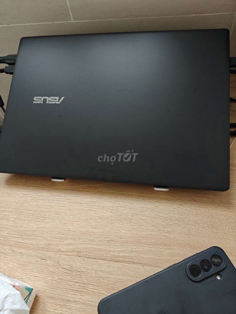 Asus Gaming V16 i7-240H 16GB/512GB. Mua bán Laptop tại Quận Tân Bình Tp Hồ Chí Minh được đăng bởi Lumos hình 1