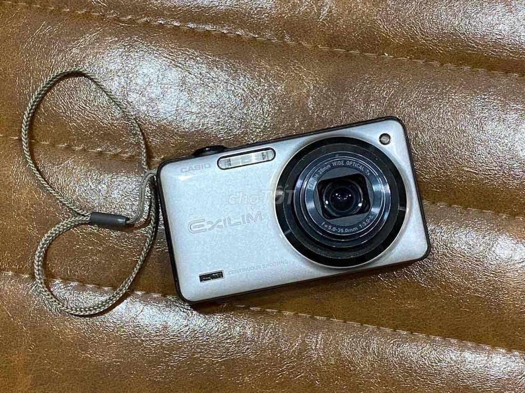 Máy ảnh Casio EX-ZR10 Bạc đã qua sử dụng. Mua bán Máy ảnh, Máy quay tại Quận 5 Tp Hồ Chí Minh được đăng bởi Phan Thế Phong  hình 1