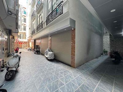 Ô tô đỗ cửa Phố Quỳnh, ngõ nông rộng, Thang Máy, 3 thoáng 38m.. Mua bán nhà ở tại Quận Hai Bà Trưng Hà Nội được đăng bởi Thanh Lam