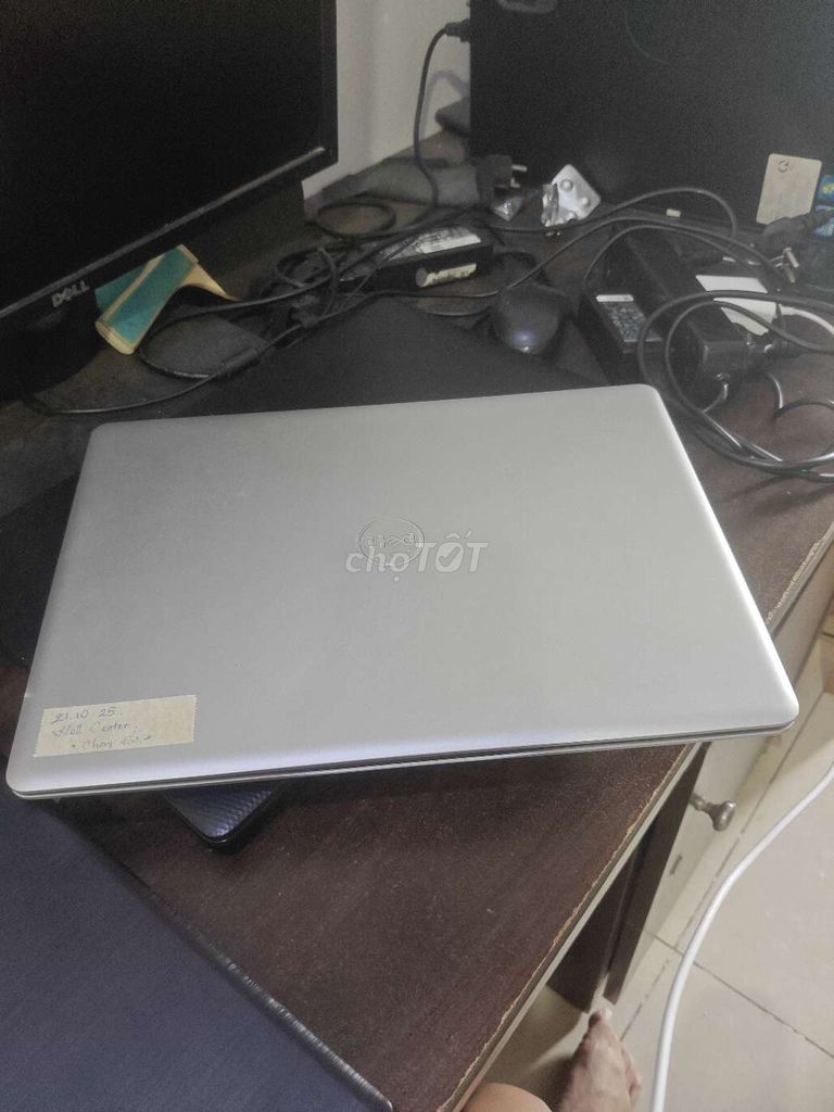 Dell Inspiron 3480 i5 8265u 4GB. Mua bán Laptop tại Quận Gò Vấp Tp Hồ Chí Minh được đăng bởi Minh Trần hình 1