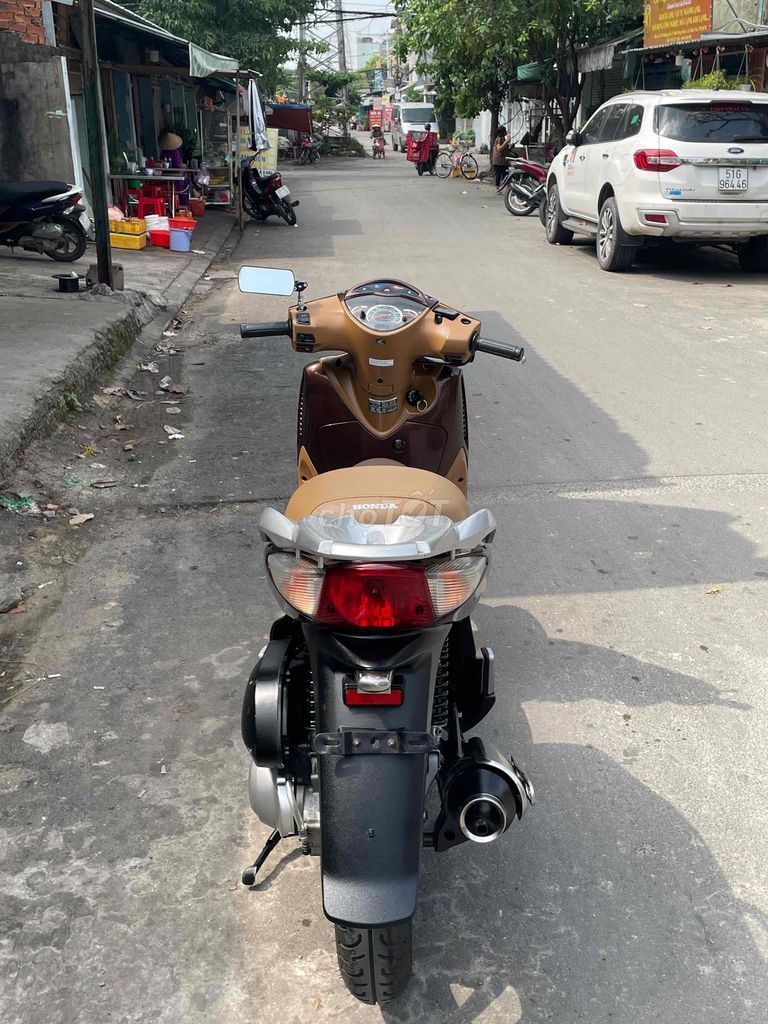Honda SH 2009 màu Nâu. Mua bán Xe máy tại Quận Bình Tân Tp Hồ Chí Minh được đăng bởi khoa phát hình 4