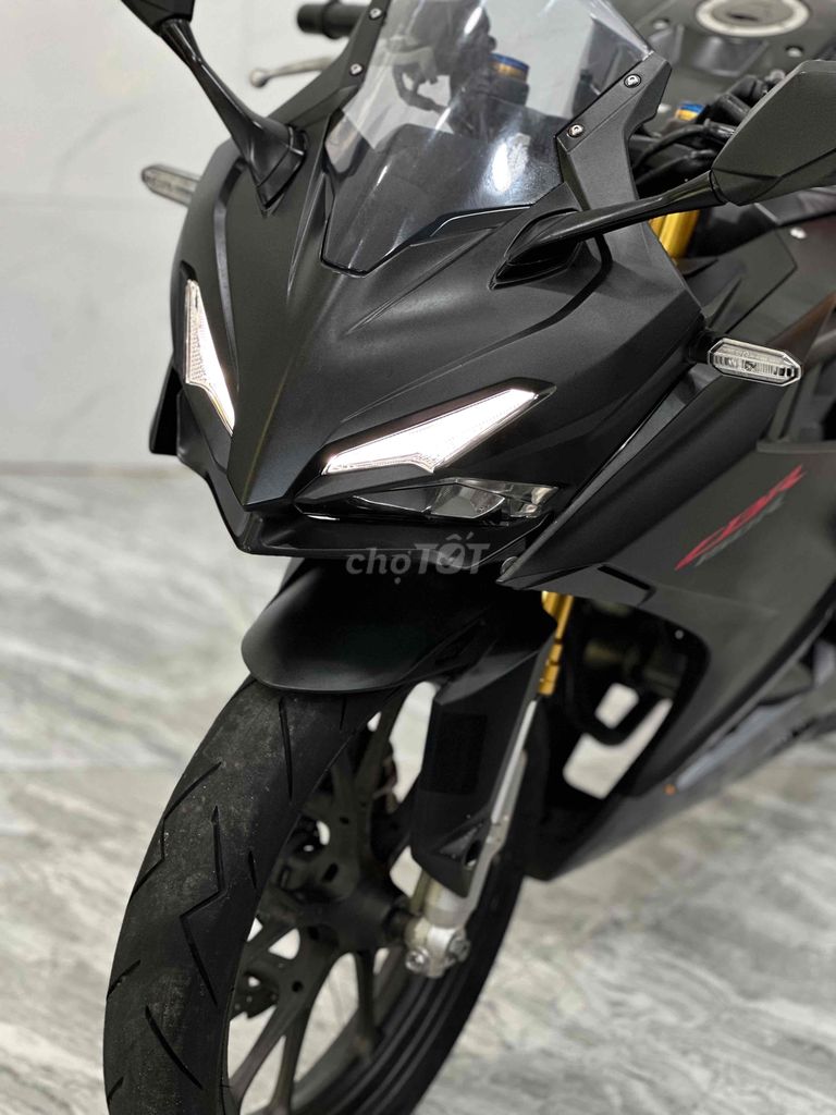 Honda CBR150R Nhập / Trả Trước 8.500.000. Mua bán Xe máy tại Quận Thanh Khê Đà Nẵng được đăng bởi Xe Máy Đức Vũ 658 Trần Cao Vân hình 5