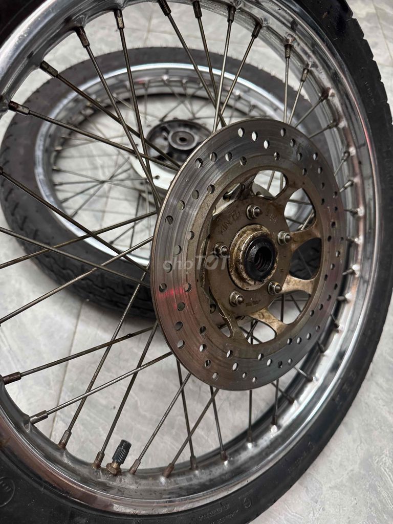 cặp bánh rin future 1 date 99 trùng mã J-V. Mua bán Phụ tùng xe tại Quận Bình Thạnh Tp Hồ Chí Minh được đăng bởi ET  hình 4