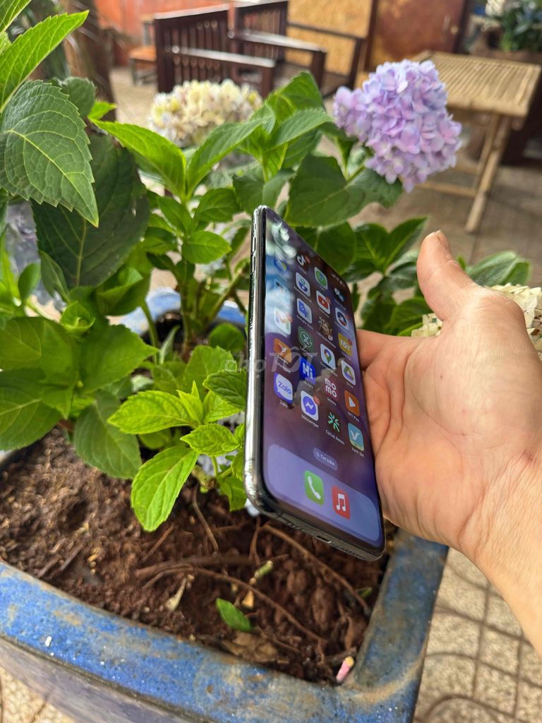 Apple iPhone Xs Max 256GB Đen. Mua bán Điện thoại tại Quận Tân Phú Tp Hồ Chí Minh được đăng bởi Dj Minh hình 1