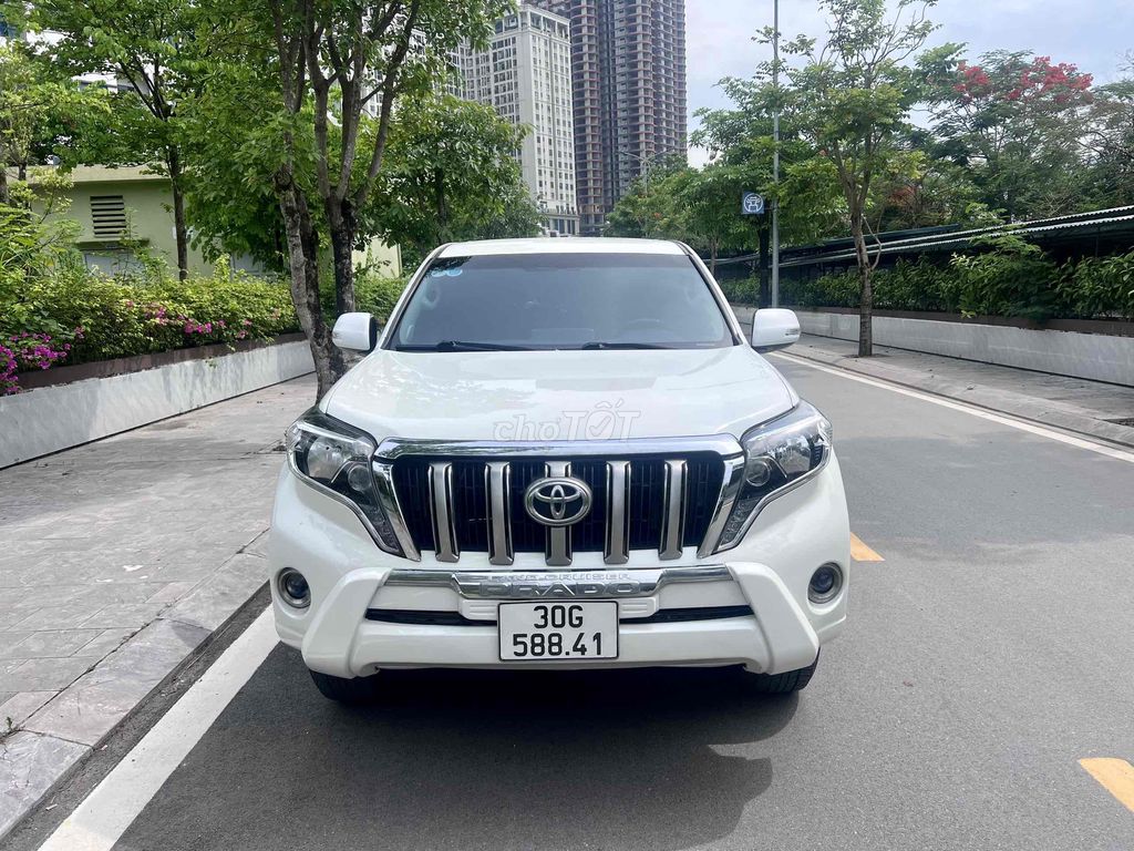 Toyota Land Cruiser Prado siêu phẩm 2011