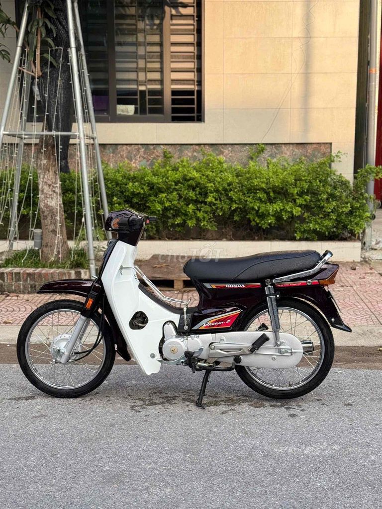 Honda Dream 2012 100i в оригинальном отличном состоянии