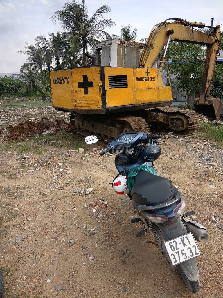 cần bán chiếc xe cuôc xe múc, kobe. Mua bán Phương tiện khác tại Huyện Đức Hòa Long An được đăng bởi Hùng phế liệu hình 1