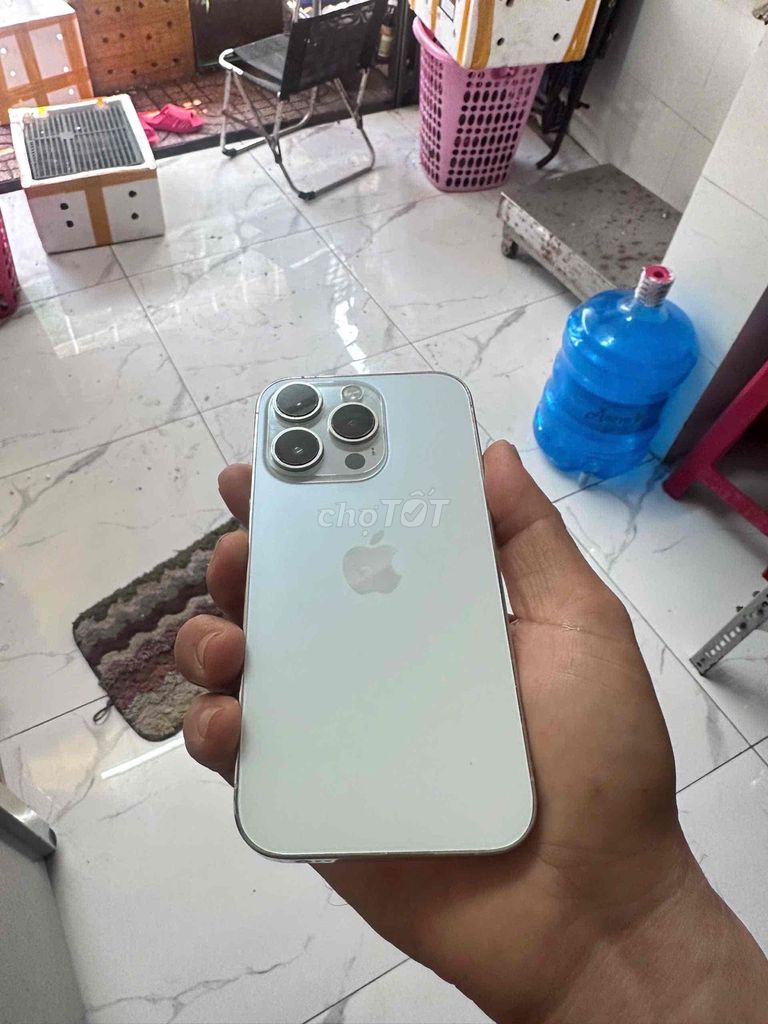 Apple iPhone 14 Pro 128GB Trắng. Mua bán Điện thoại tại Quận Tân Bình Tp Hồ Chí Minh được đăng bởi Khải minh hình 1