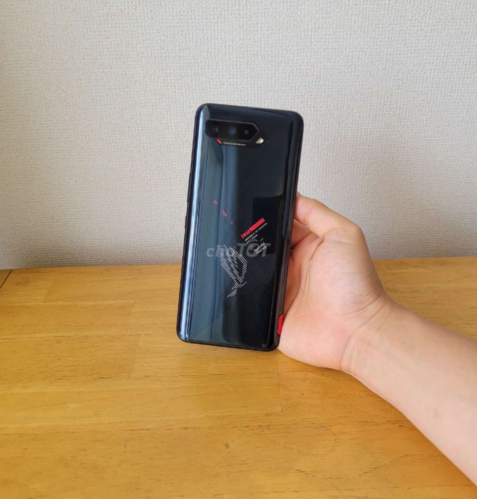Asus ROG Phone 5 5G ram 12/256GB Đen 99 2 sim gl. Mua bán Điện thoại tại Quận Tân Phú Tp Hồ Chí Minh được đăng bởi Đức Toàn hình 1
