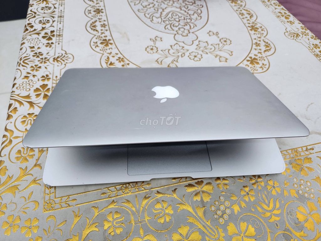 Apple MacBook Air Bạc. Mua bán Laptop tại Quận 5 Tp Hồ Chí Minh được đăng bởi Hội Đồ Điện Tử hình 1