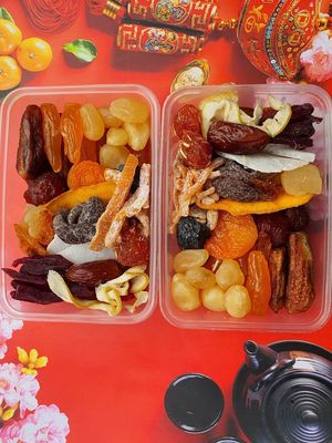 Mứt Và Hạt thập cẩm, NGON NGHIỆN từng miếng k ngán. Mua bán Đồ ăn, thực phẩm và các loại khác tại Quận Bình Tân Tp Hồ Chí Minh được đăng bởi Chang Chang