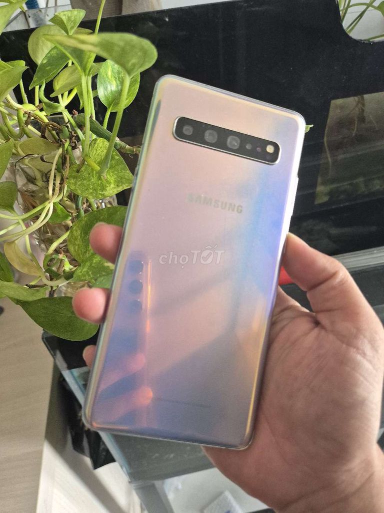 Samsung S10 5G 256GB . Mua bán Điện thoại tại Quận 8 Tp Hồ Chí Minh được đăng bởi Phan Minh Tân hình 1