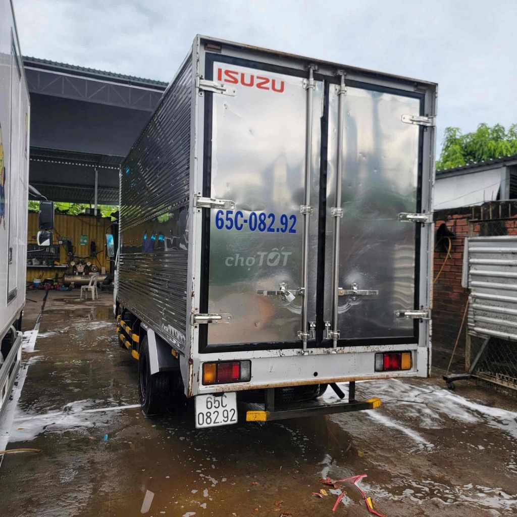 ISUZU QKR270 2t2 thùng 4m3 Xe  zin máy lạnh 2016. Mua bán Xe tải, xe ben tại Quận Bình Thuỷ Cần Thơ được đăng bởi Phạm Nguyễn Băng Nhi hình 5