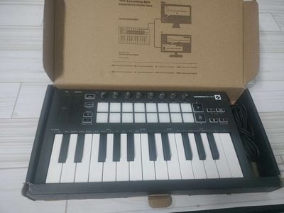 đàn launkeymidi mk3