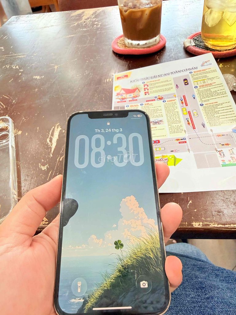 Apple iPhone 12 Pro 128GB Vàng gold. Mua bán Điện thoại tại Thành phố Vũng Tàu Bà Rịa - Vũng Tàu được đăng bởi Hoang H hình 1