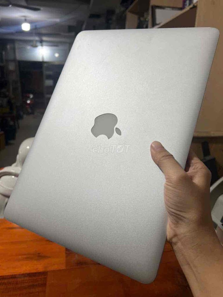 Apple MacBook Air 2015 i5 8GB/128GB. Mua bán Laptop tại Thành phố Thủ Đức Tp Hồ Chí Minh được đăng bởi Phúcomputer Đồ củ Phú Quý hình 1
