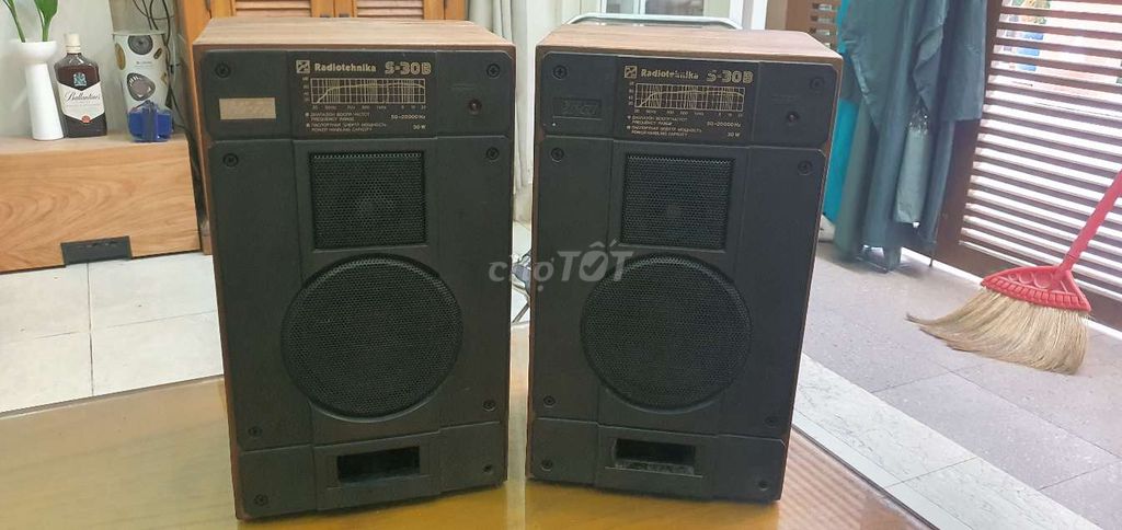 Loa Radiotehnika S-30B Gỗ óc chó . Mua bán Tivi, Âm thanh tại Quận Tân Bình Tp Hồ Chí Minh được đăng bởi SAM hình 1